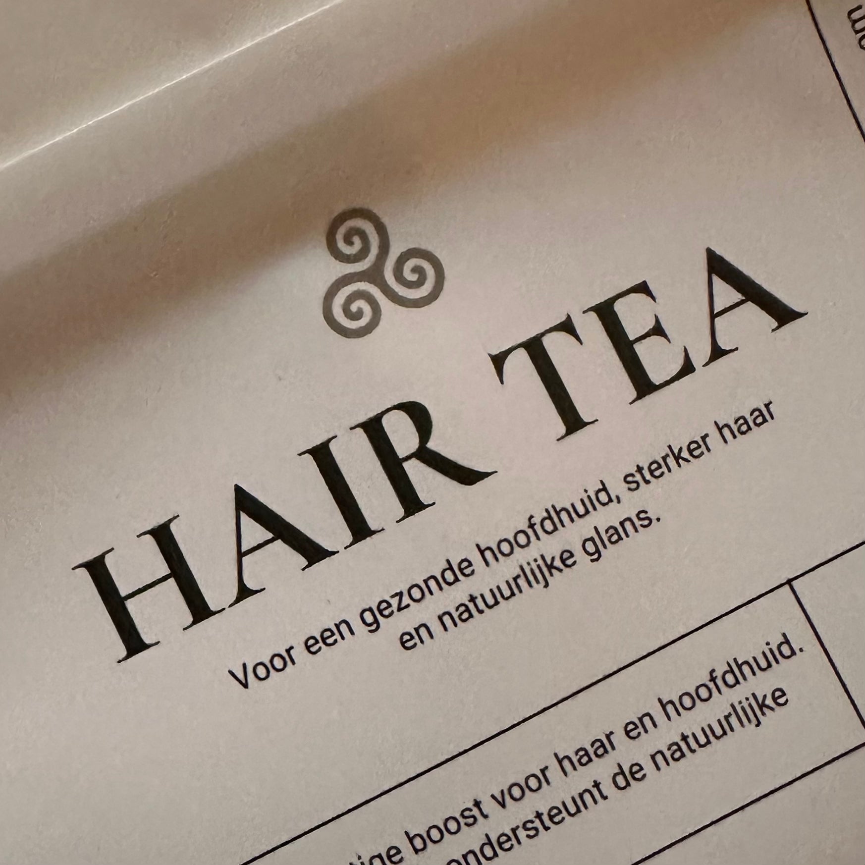 HAIR TEA - Een natuurlijke, krachtige boost voor haar en hoofdhuid.