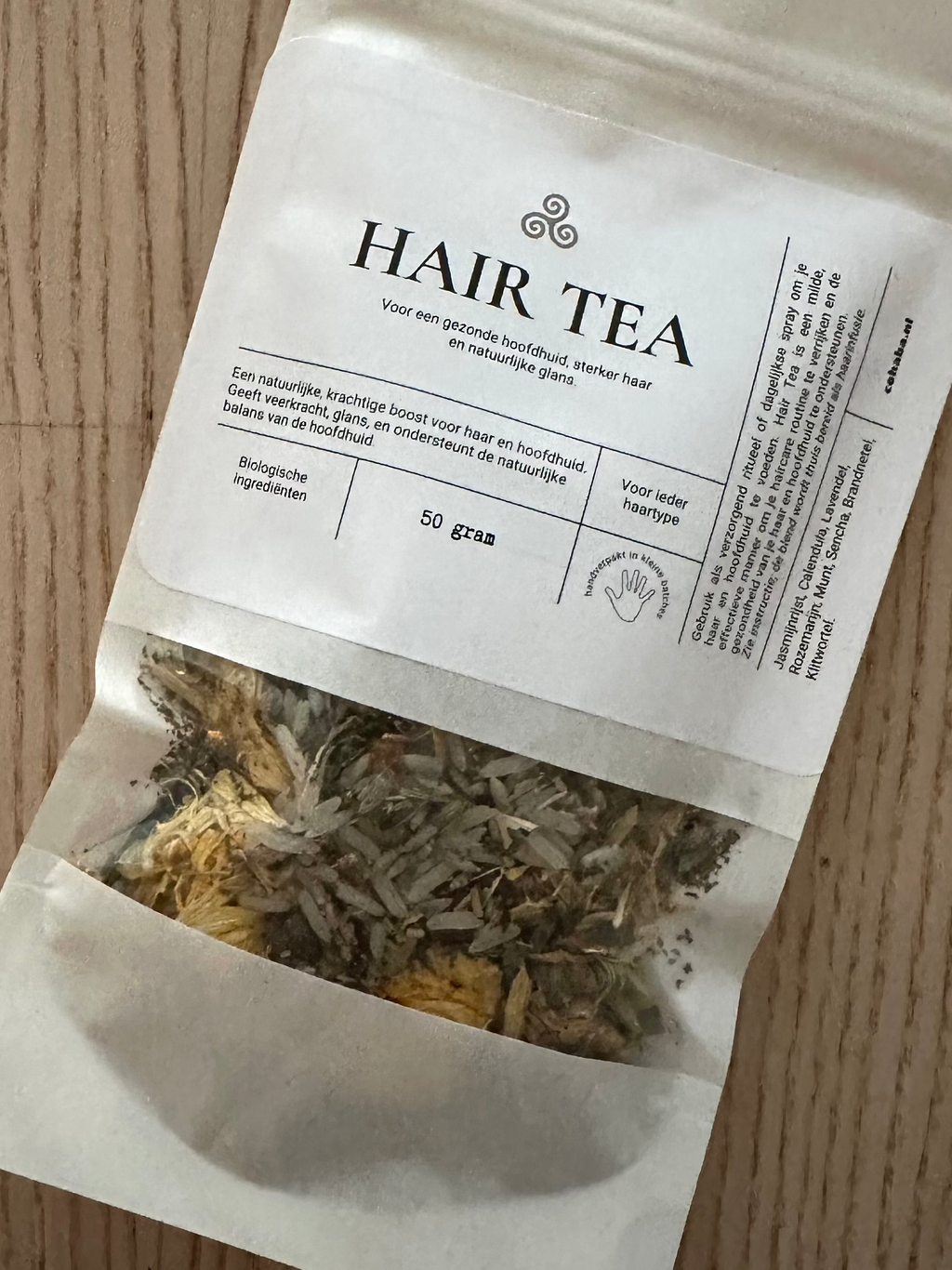HAIR TEA - Een natuurlijke, krachtige boost voor haar en hoofdhuid.
